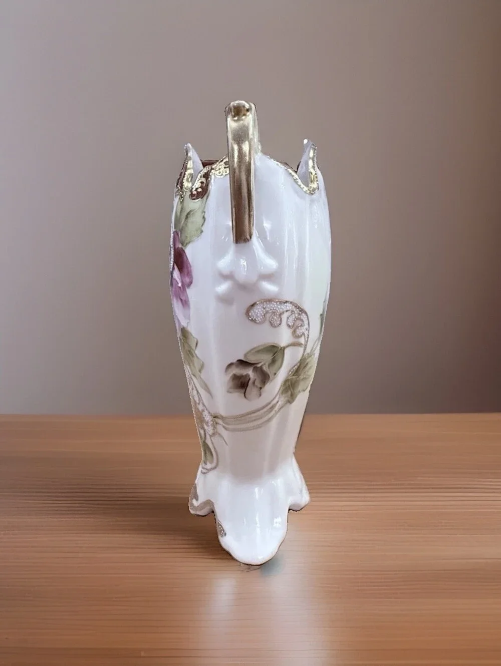 Antique Porcelain Vase Urn Floral Peonies Hand Painted Gold Gilded Japan  9